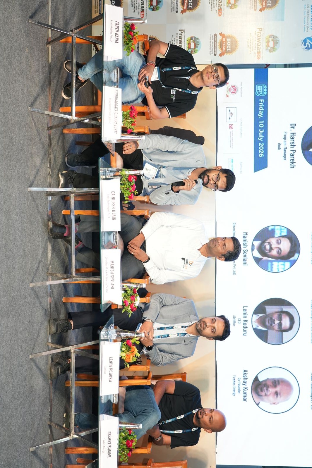 dhundhoo team at Prawaas 5.0 transport show