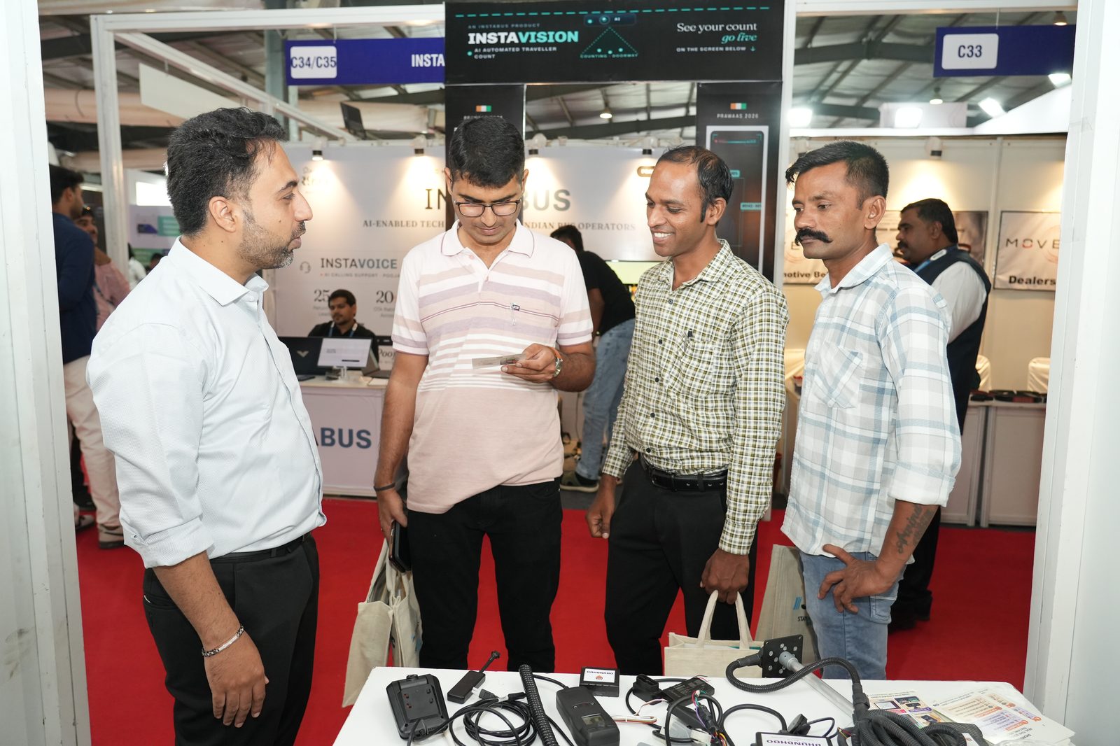 dhundhoo team at Prawaas 5.0 transport show